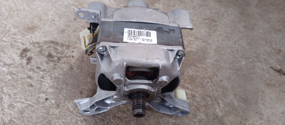 пералня whirpool цяла иши на части