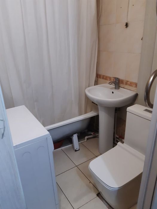 Продам 2х ком.2этаж,центр