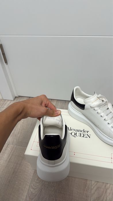 adidasi alexander mcqueen white