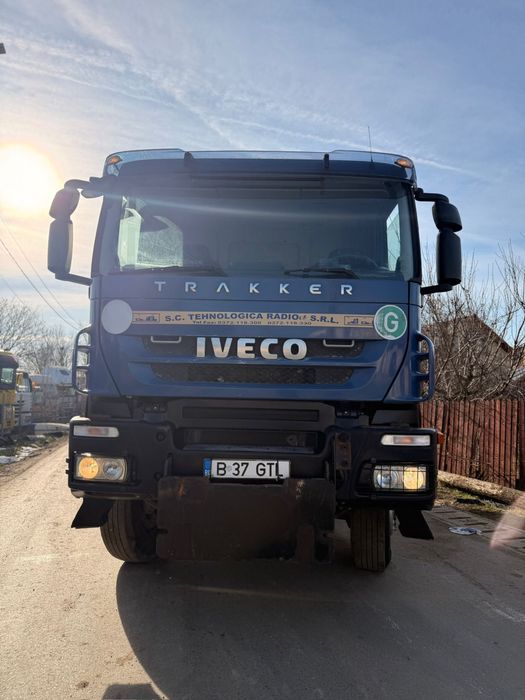 De vanzare iveco trakker