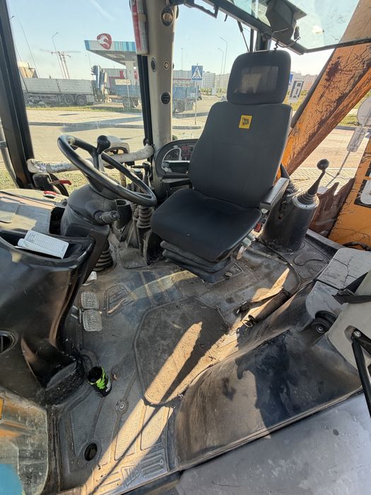 JCB на ходу торг при осмотре
