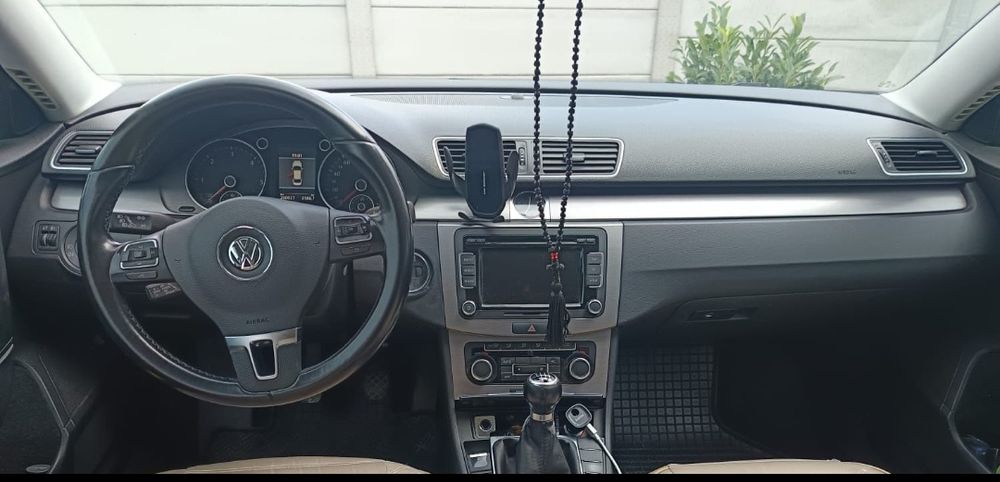 Vând Volkswagen passat