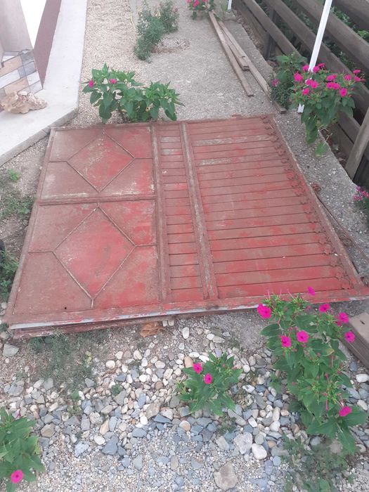 Vand porti de fier solide