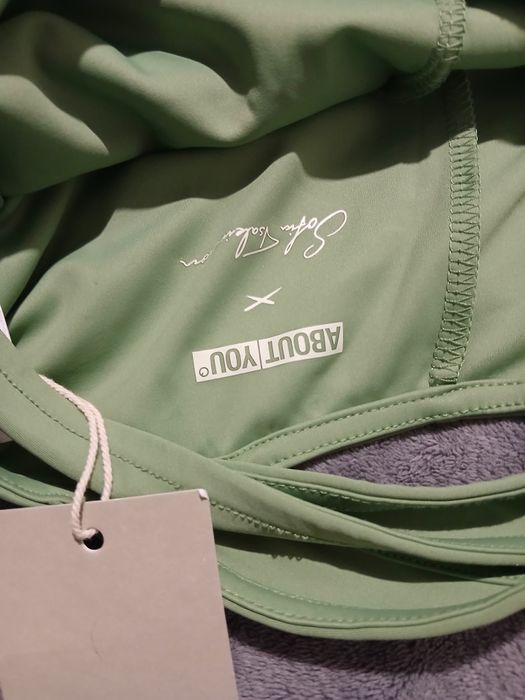 Еластичен гащеризон