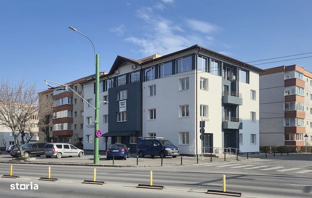 Spațiu cu altă destinație, 880 mp utili, 500 mp teren, Carpaților.