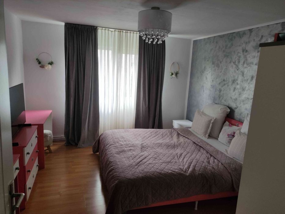 Casă + teren 1100mp / Râșnov