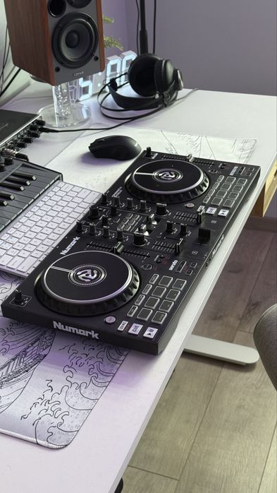 DJ контролер Numark Mixtrack PRO FX DJ