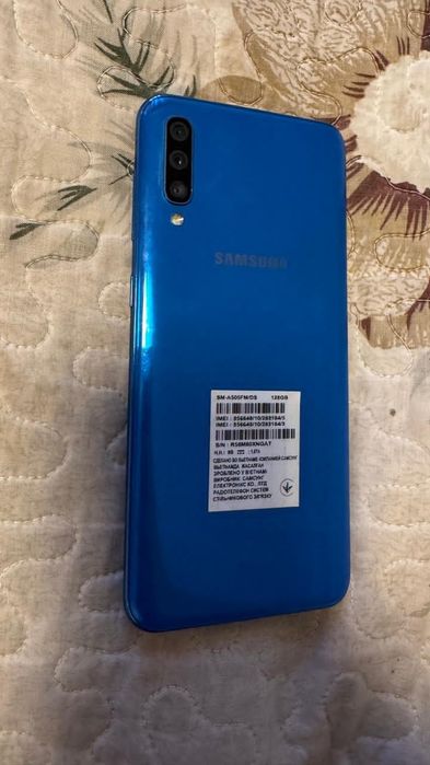 Срочно продам самсунг А50