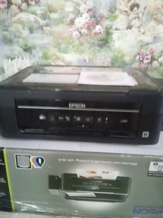 Продам цветной принтер