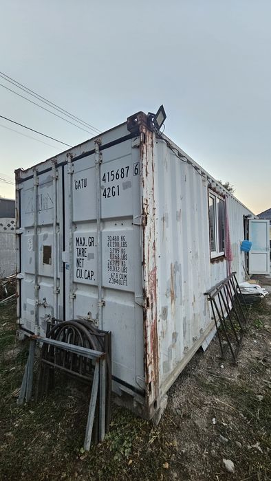 Контейнер 40 тоник утеплённые внутри общитый