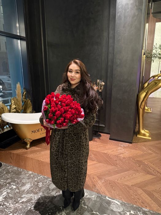 Продам шубу шикарную!