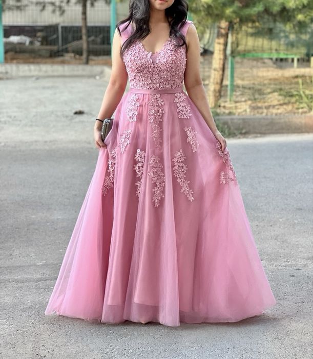 Продается вечернее платье