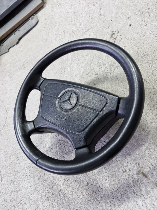 Волан Мерцедес 124  210  202