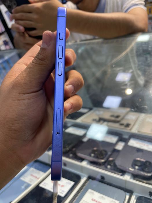 Iphone16 ozi kok rang 128gb