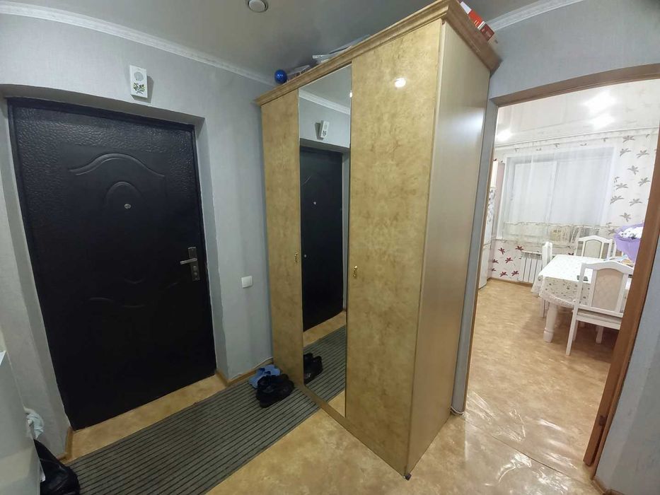 ПРОДАМ  2 комнатную квартиру