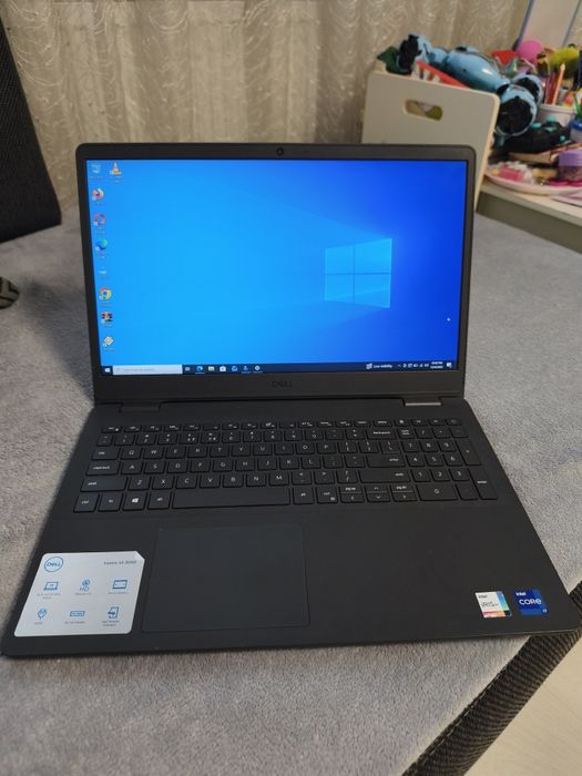 Laptop nou Dell i7 a11a Ram 16Gb video 4Gb ssd 512 office Windows