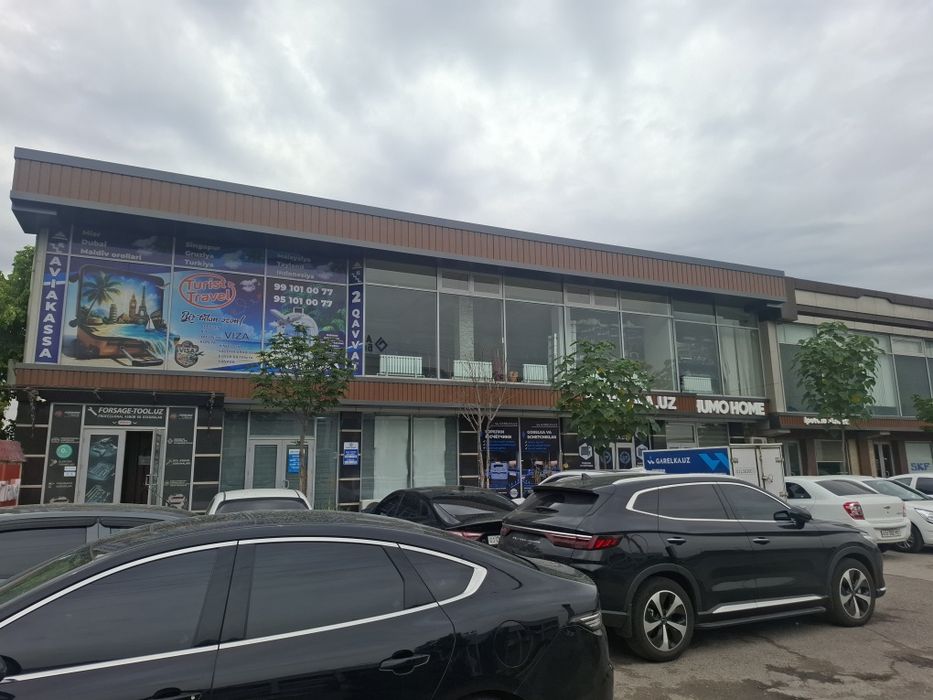 Аренда 100 кв м 2 этаж