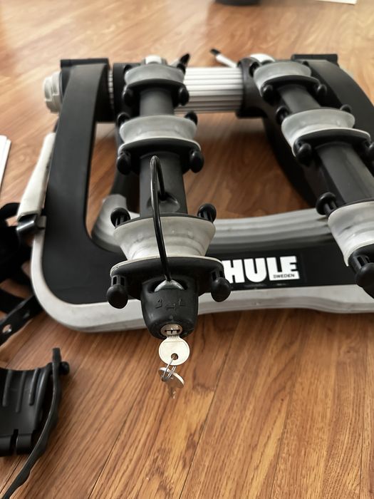 Велокрепление Thule RaceWay 992 на 3 велосипеда
