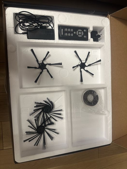 Miele Scout RX 3 робот