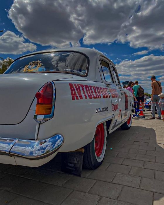 Продам газ-21 Волга