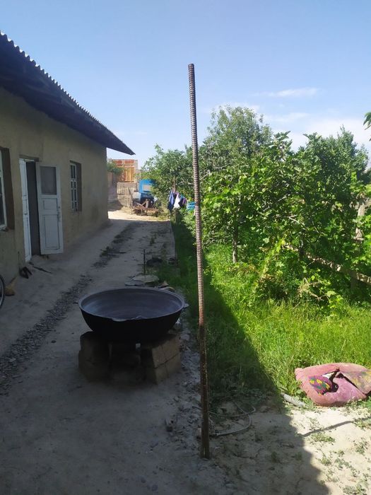 Sotoki 8000$ mingdan yer sotiladi srochna