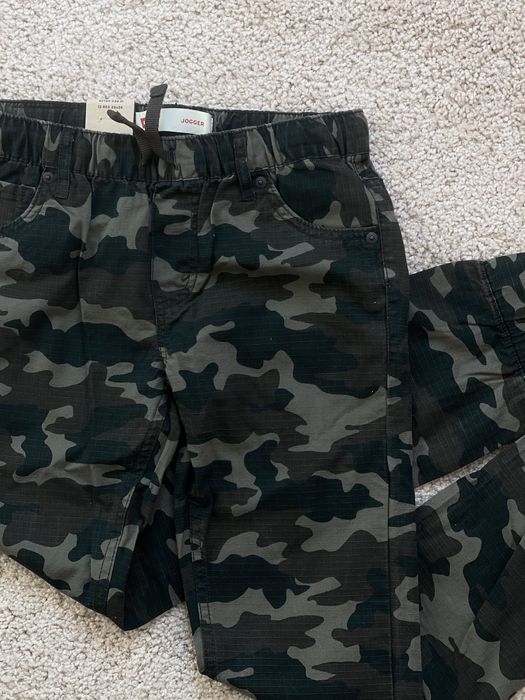 Levi’s Новые. Брюки для мальчика 11-12 лет.