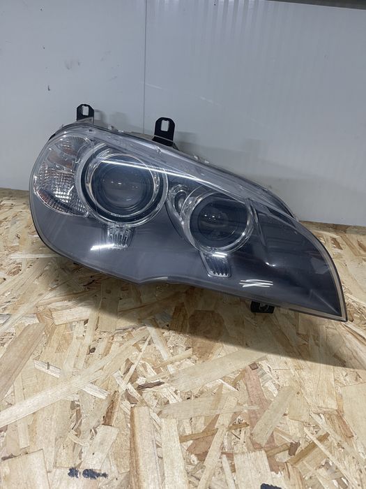 Far Faruri BMW E70 X5 Facelift Lci Xenon