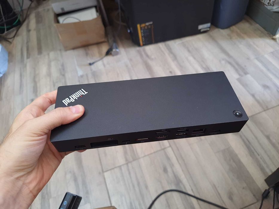 Docking Station Lenovo ThinkPad Universal Thunderbolt 4 Negru