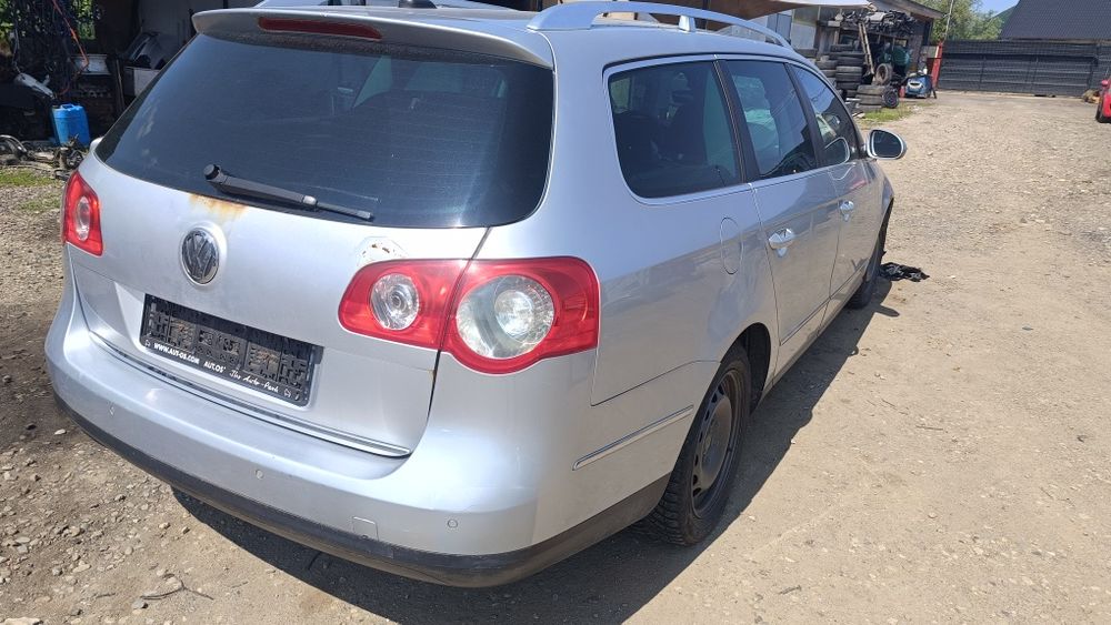 Piese motor cutie injectoare ușa haion interior caseta vw passat b6