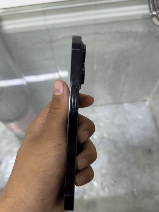 Продам Iphone 14pro
