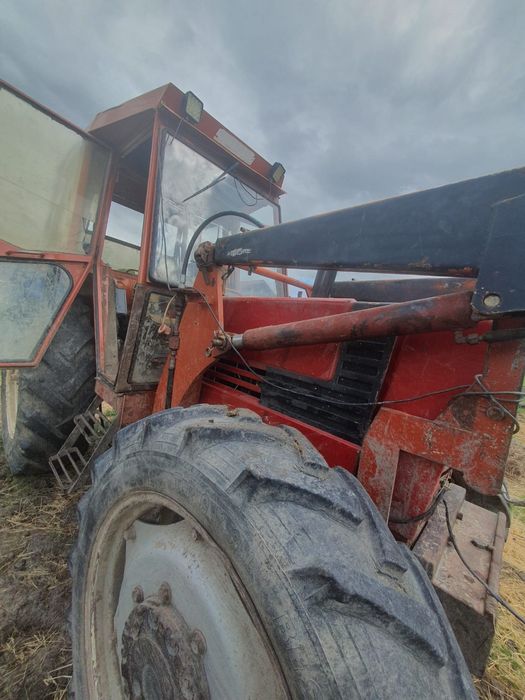 Vând tractor Fiat680