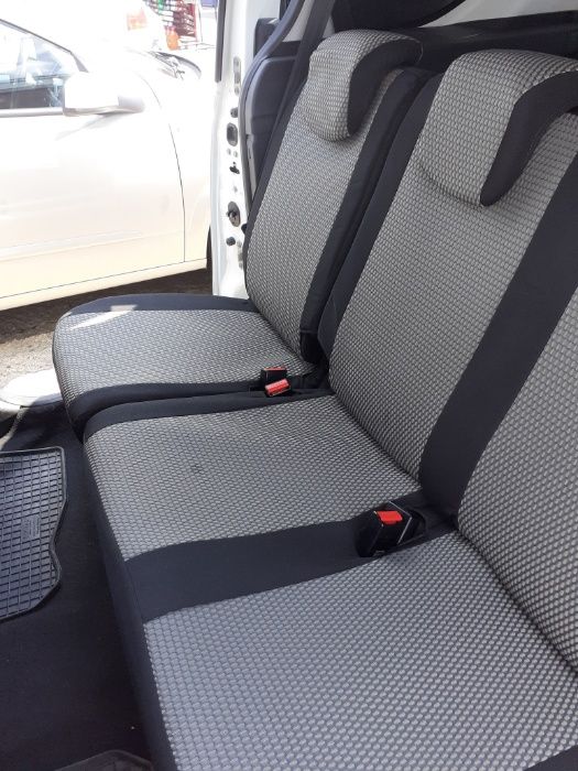 Montam si vindem huse scaune auto