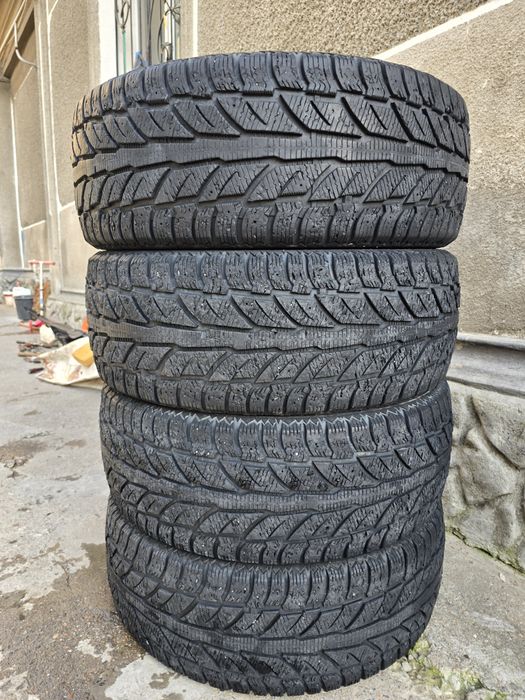 Продам шины 235х55х19