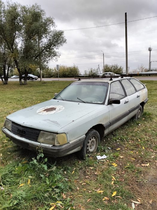 Ауди 100 универсал