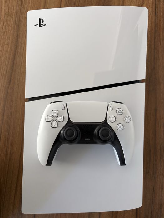 PS5 digital, slim.+ 1 controller (DualSense)