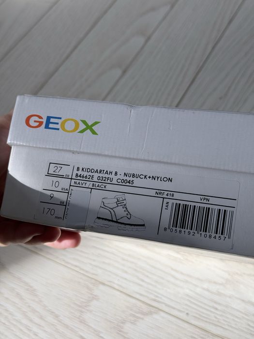 Продам ботинки geox