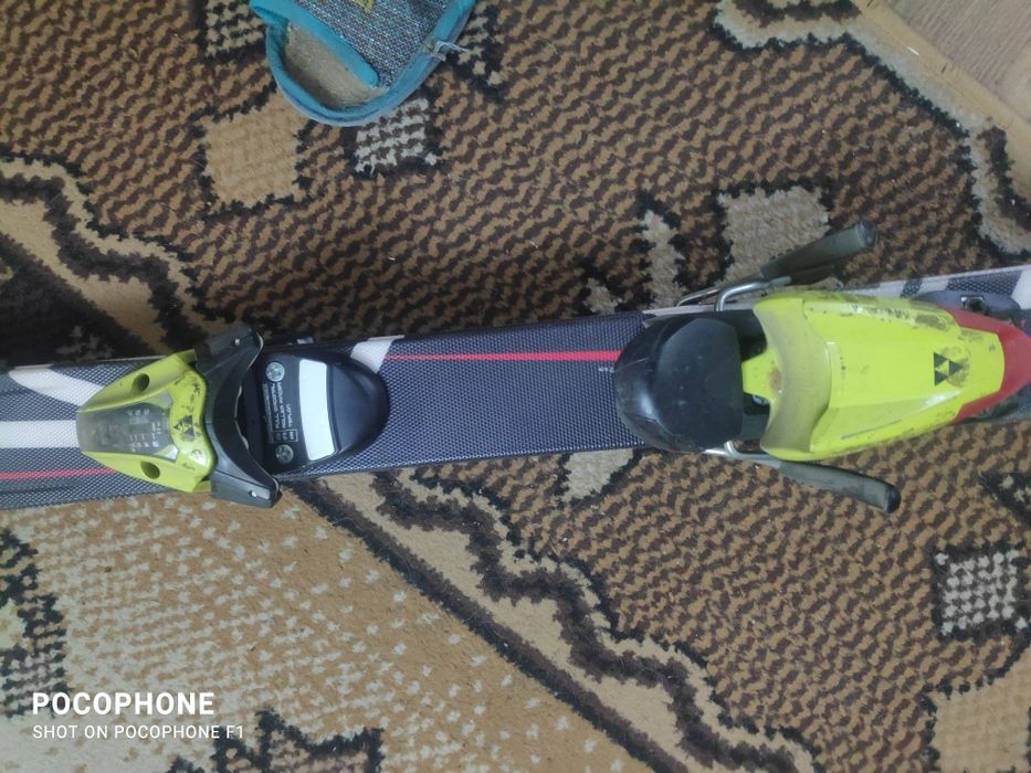 Продам лыжи комплект