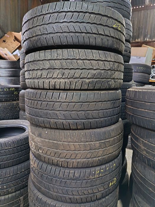 Anvelope MS iarna 235 65 16c continental 5-6mm an 2020-2023