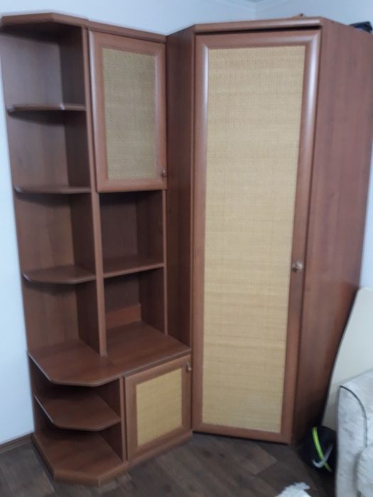 Продам детский гарнитур трёхсекционный