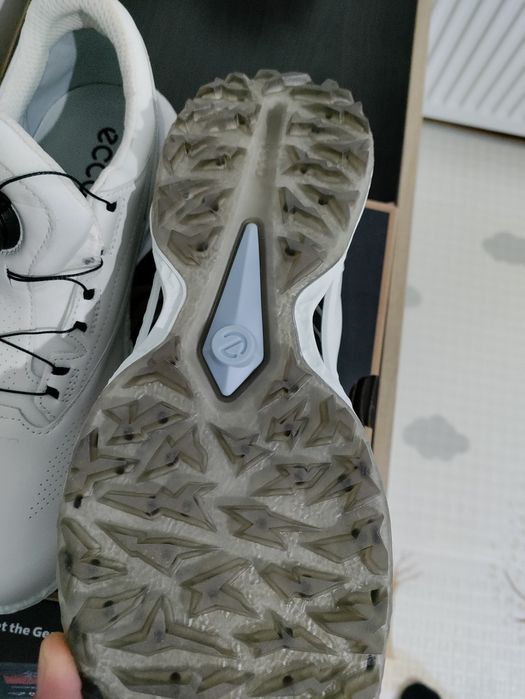 Model ECCO BIOM C5, alb, cu sistem BOA