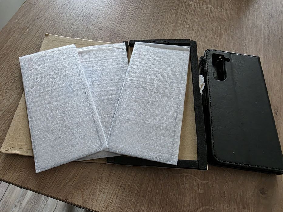 Husa si folii Samsung Galaxy S21 FE