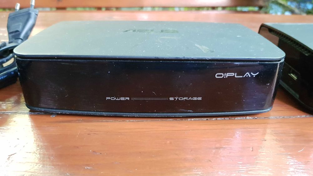 Media player ASUS Oplay HDP-R3 + HDP-R1