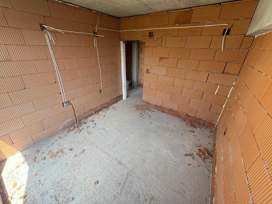 Продава се Тристаен апартамент в Велико Търново, Бузлуджа - 77 кв.м за 1189 €/кв.м - Снимка #6