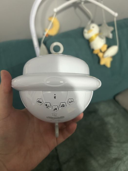 музикална въртележка на chipolino