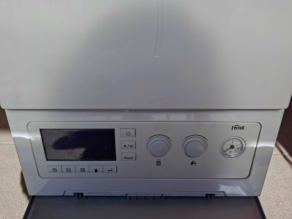 Centrala termica electrica Ferroli LEB TS 18 - 18 kW