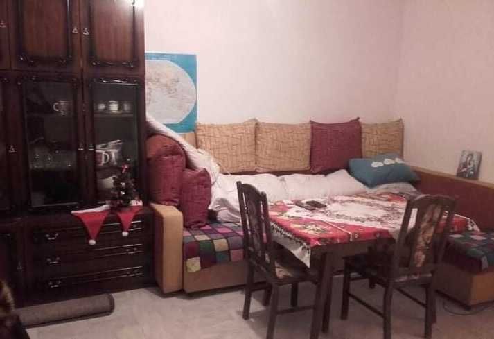 Дава се под наем Двустаен апартамент в Бургас, Възраждане - 62 кв.м за 102 € - Снимка #2