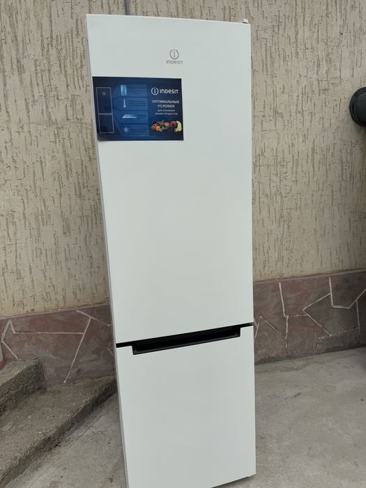 INDESIT высота 2метр