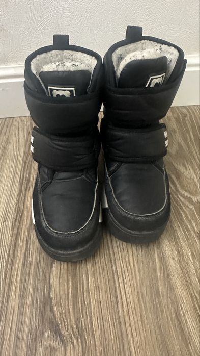 Зимние сапоги для девочек за 5000 тенге