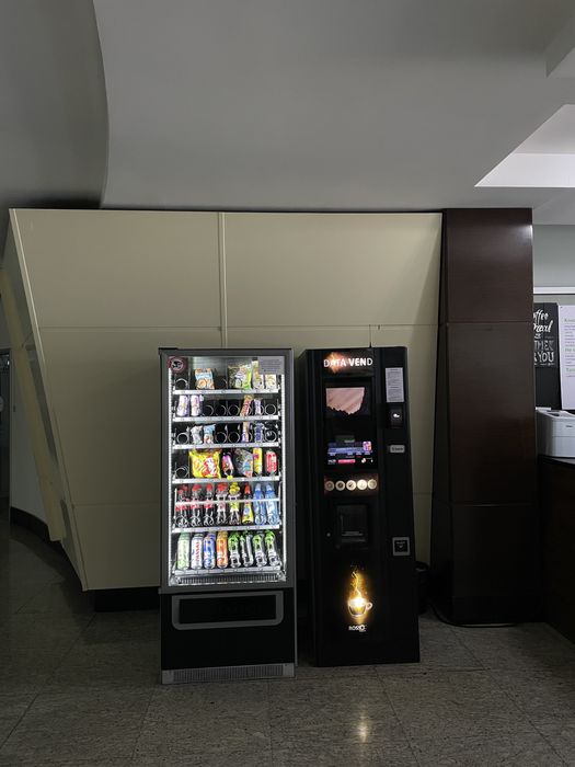 продаётся 2кофейных+2снековых апарат