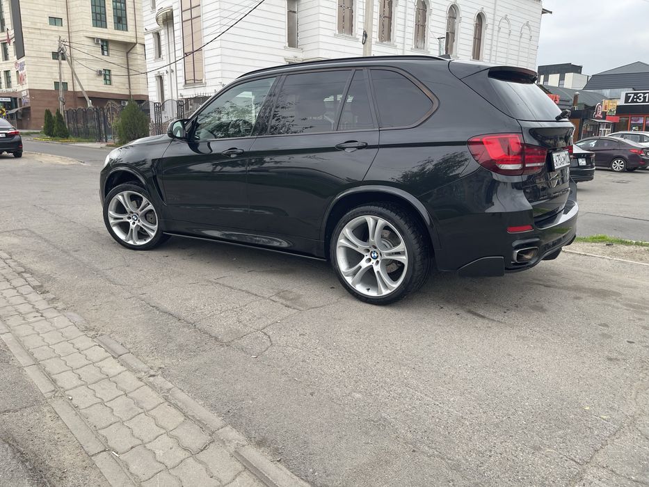 Продам bmw x5 2016